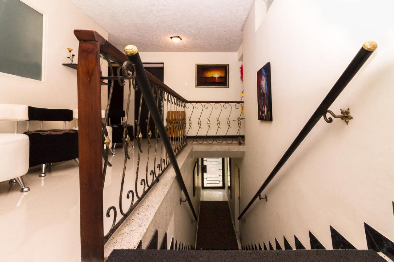 Hotel Alojate In Bogota Luaran gambar